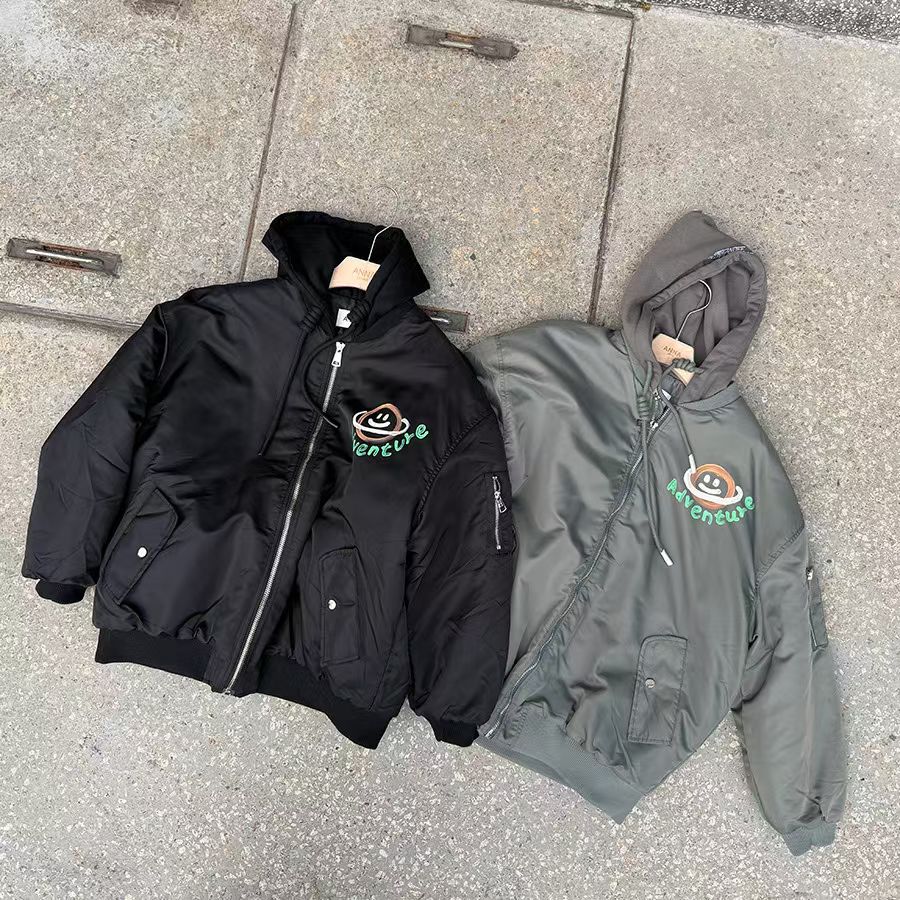 ✨【Adventure Bomber Jacket · 太空探險飛行外套】✨
🔥 東大門潮款 · Anna 系列