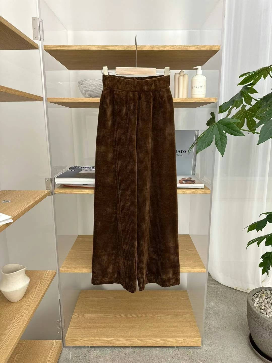 ✯¸.•´*¨`*•✿ 超好著 顯瘦 收大脾 Velvet straight pants 燈芯絨長褲