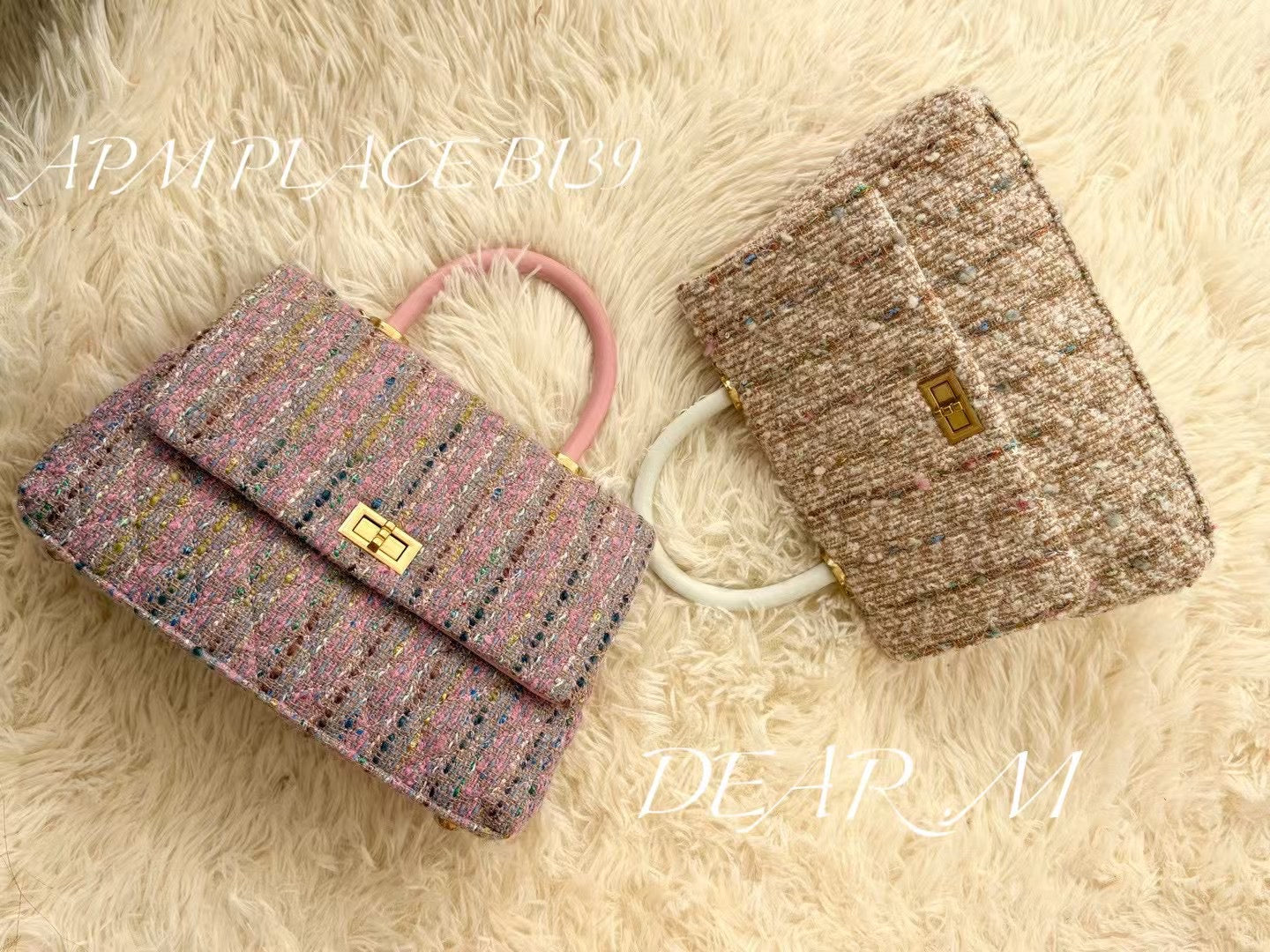 ⁺ ⁺ ⁺ ˖◛⁺⑅2025 SS Collection♡⑅⁺◛˖ ˚ ༘♡
Sincere’s choice 💫
Tweed handbag
靚款😍手拎/斜揹兩用
💕pre-order only