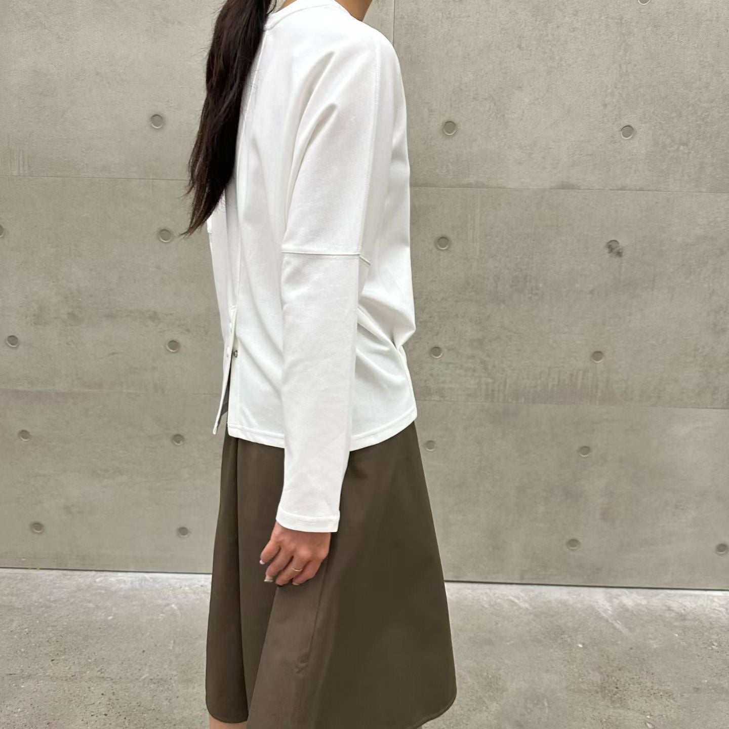 ✨【25FW Button-Back Long Sleeve Tee · 後排鈕扣長袖上衣】✨