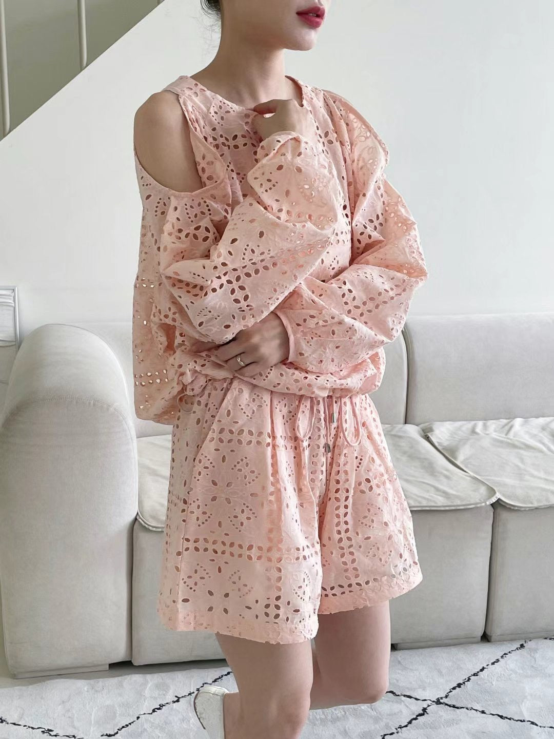 Sweet and breezy in blush tones°˖✧ 鏤空花紋套裝 ✧˖°