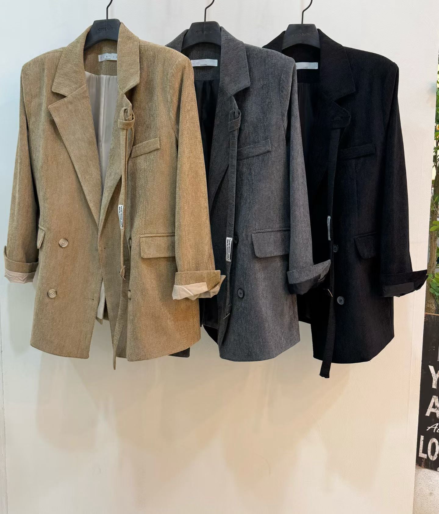 Corduroy Suit Set · 灰調燈芯絨西裝套裝