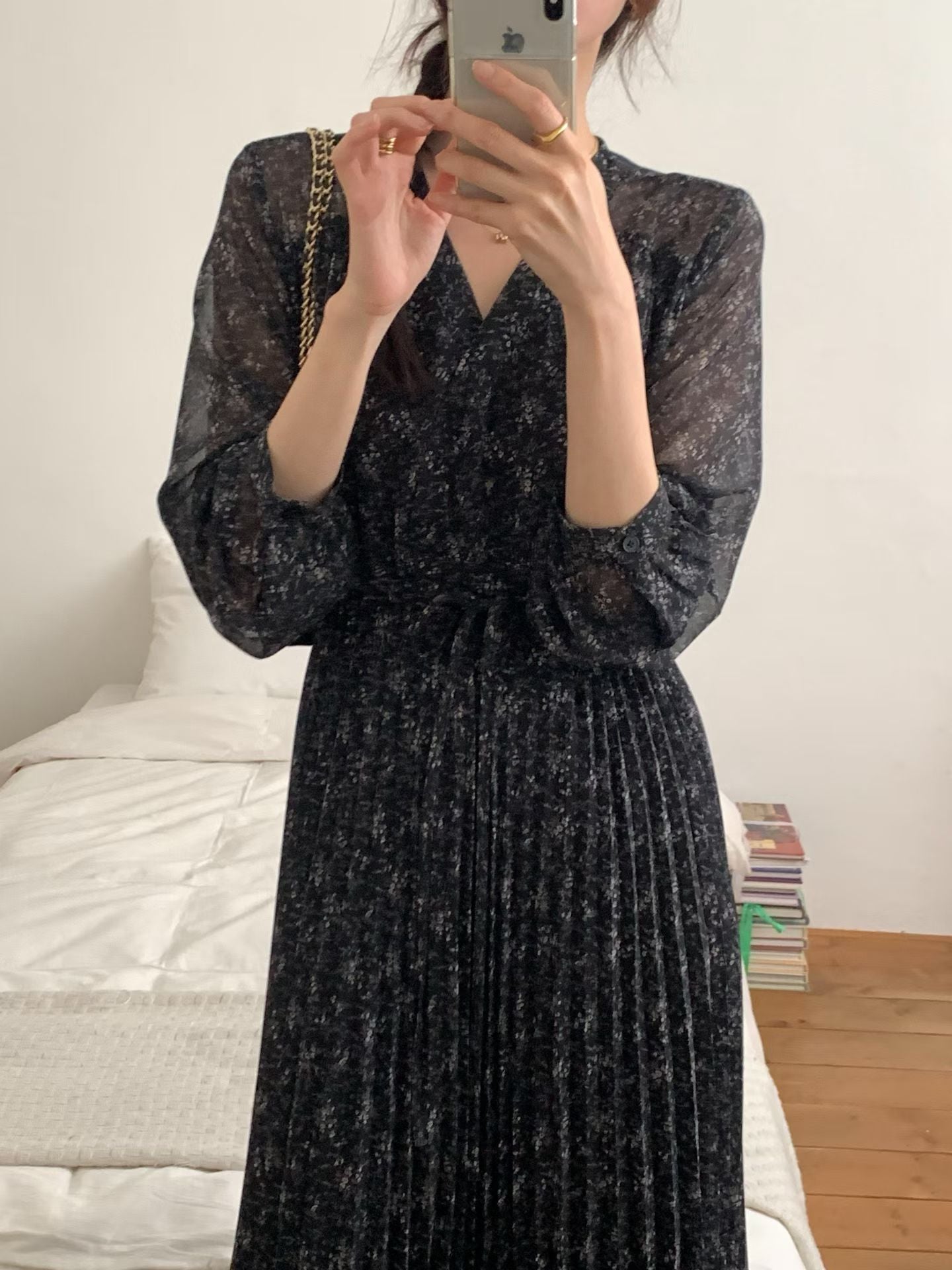 ✨【Floral Pleated Long Dress · 碎花雪紡百摺長裙】✨