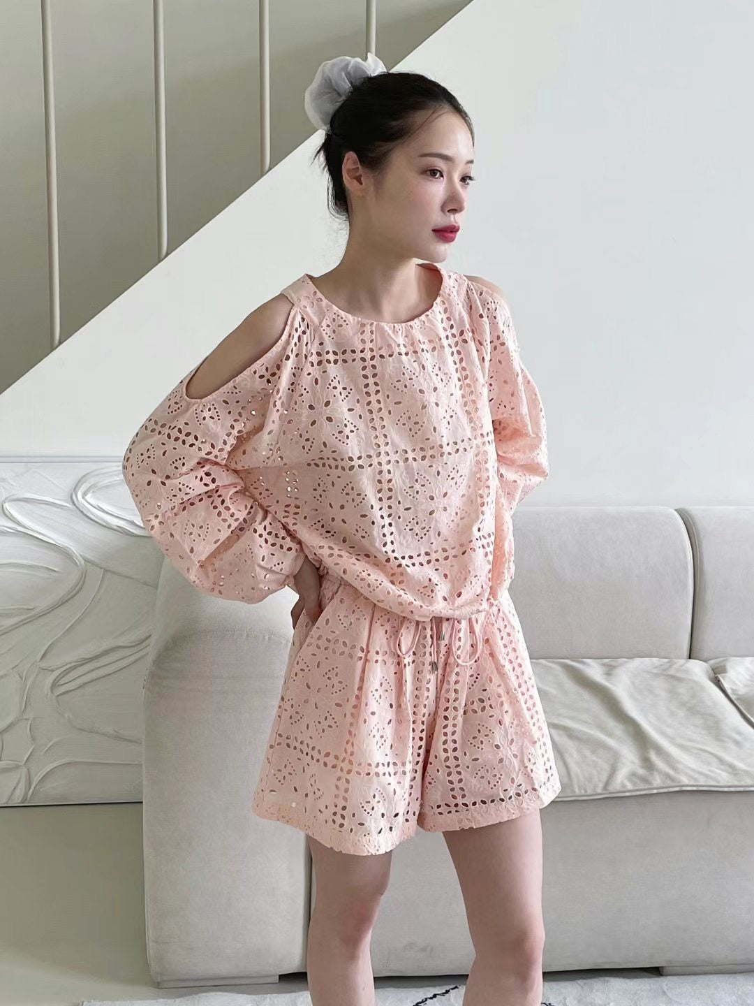 Sweet and breezy in blush tones°˖✧ 鏤空花紋套裝 ✧˖°