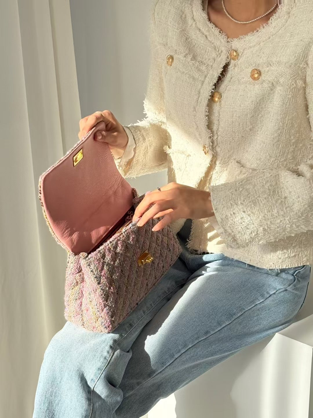 ⁺ ⁺ ⁺ ˖◛⁺⑅2025 SS Collection♡⑅⁺◛˖ ˚ ༘♡
Sincere’s choice 💫
Tweed handbag
靚款😍手拎/斜揹兩用
💕pre-order only