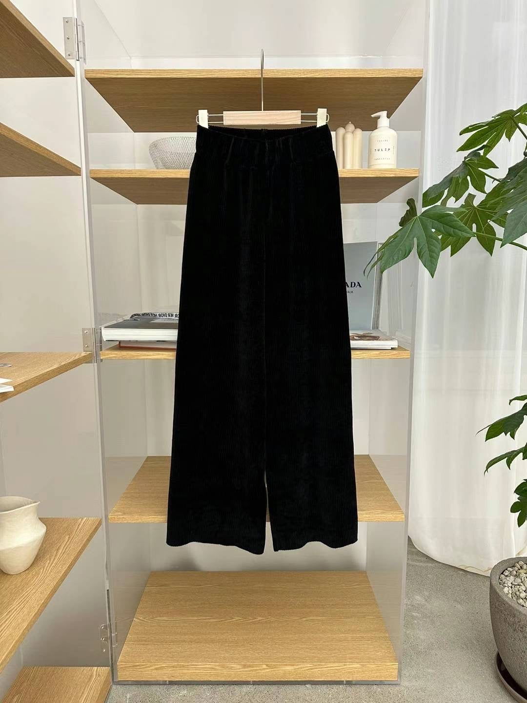 ✯¸.•´*¨`*•✿ 超好著 顯瘦 收大脾 Velvet straight pants 燈芯絨長褲