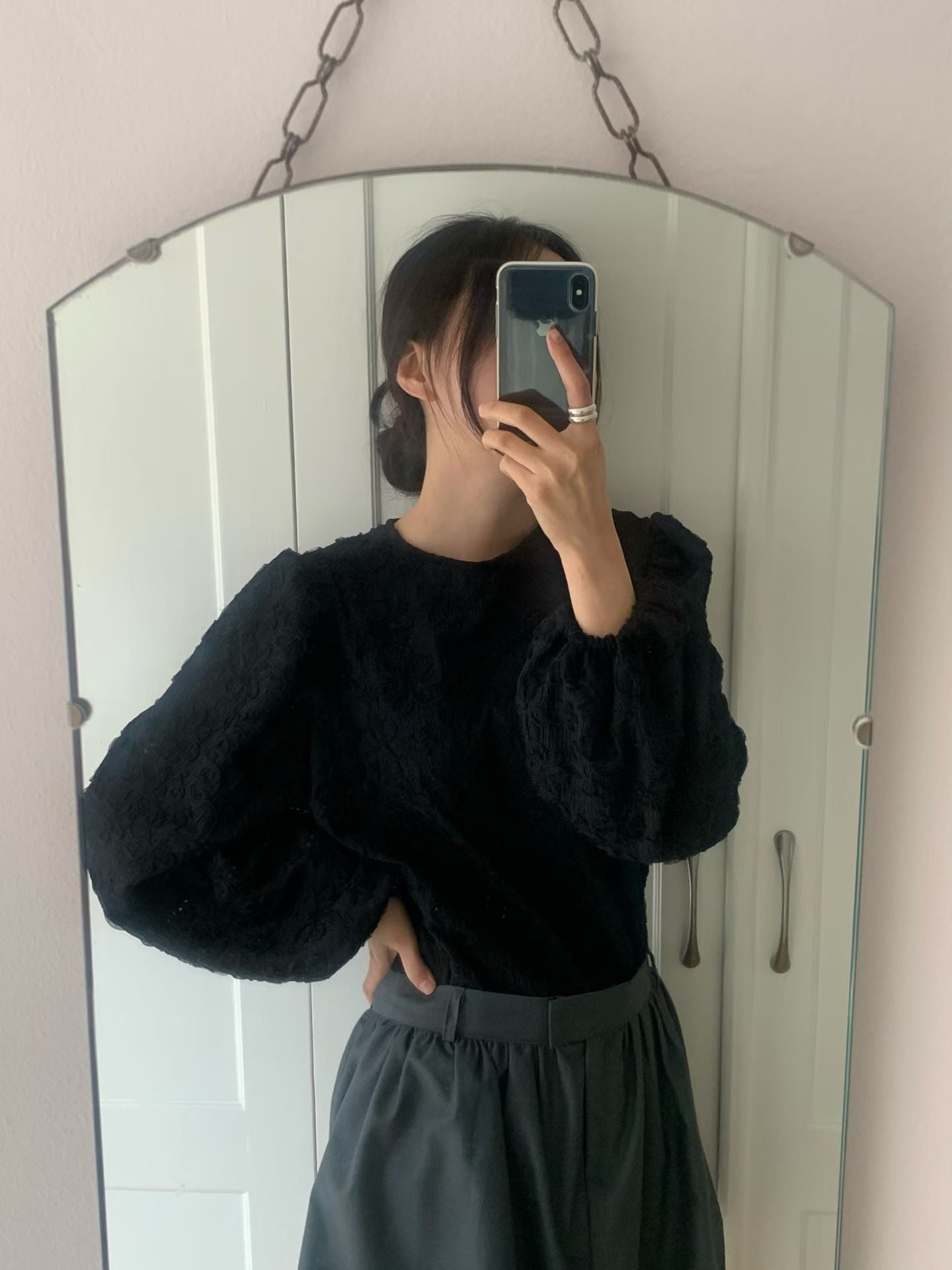 ✨【Floral Embroidered Puff Sleeve Blouse · 立體花卉氣質上衣】✨