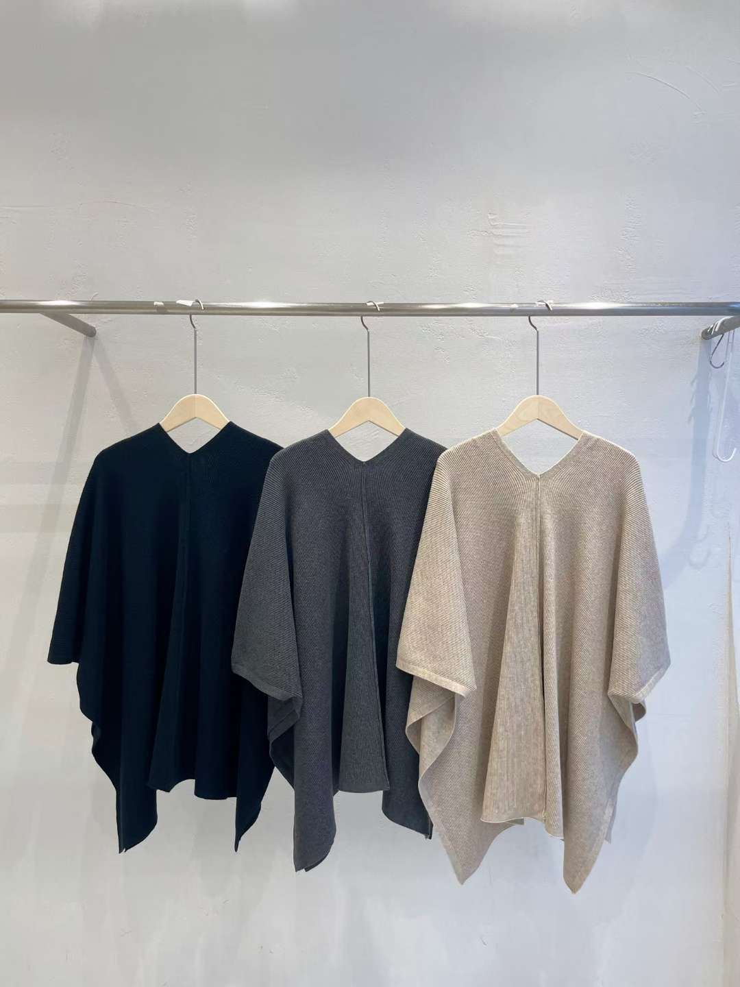 ✨【Knit Poncho · 氣質針織披肩上衣】✨