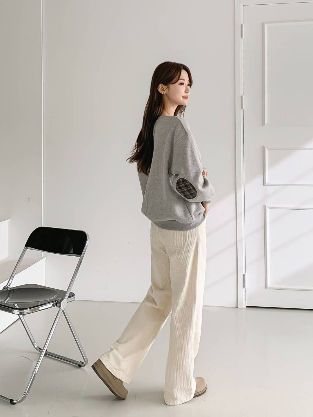 🩶【MU Elbow Patch Sweatshirt · 拼布手肘衛衣】🩶