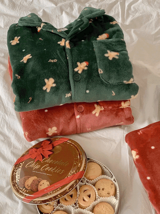 "D002" J’eu Snowing Cookie Pajama Set