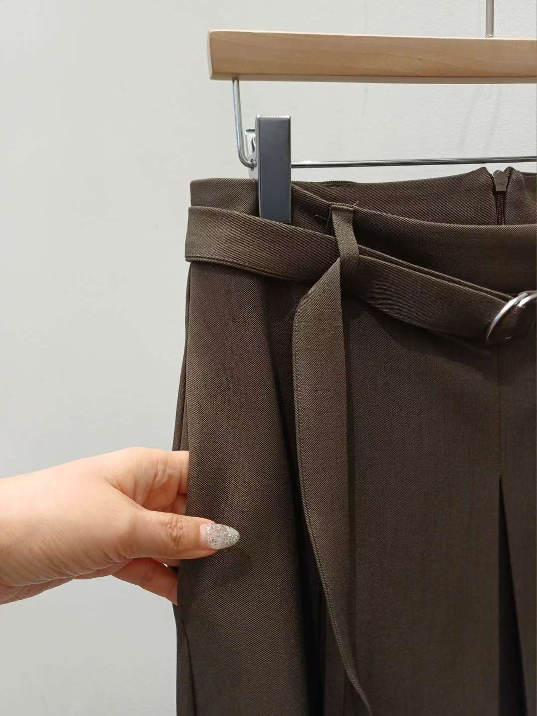 Belted A-Line Midi Skirt 綁帶A字中長裙