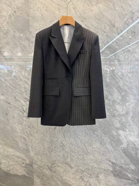 ✨【25FW Asymmetric Pinstripe Blazer · 韓版不對稱條紋西裝外套】✨