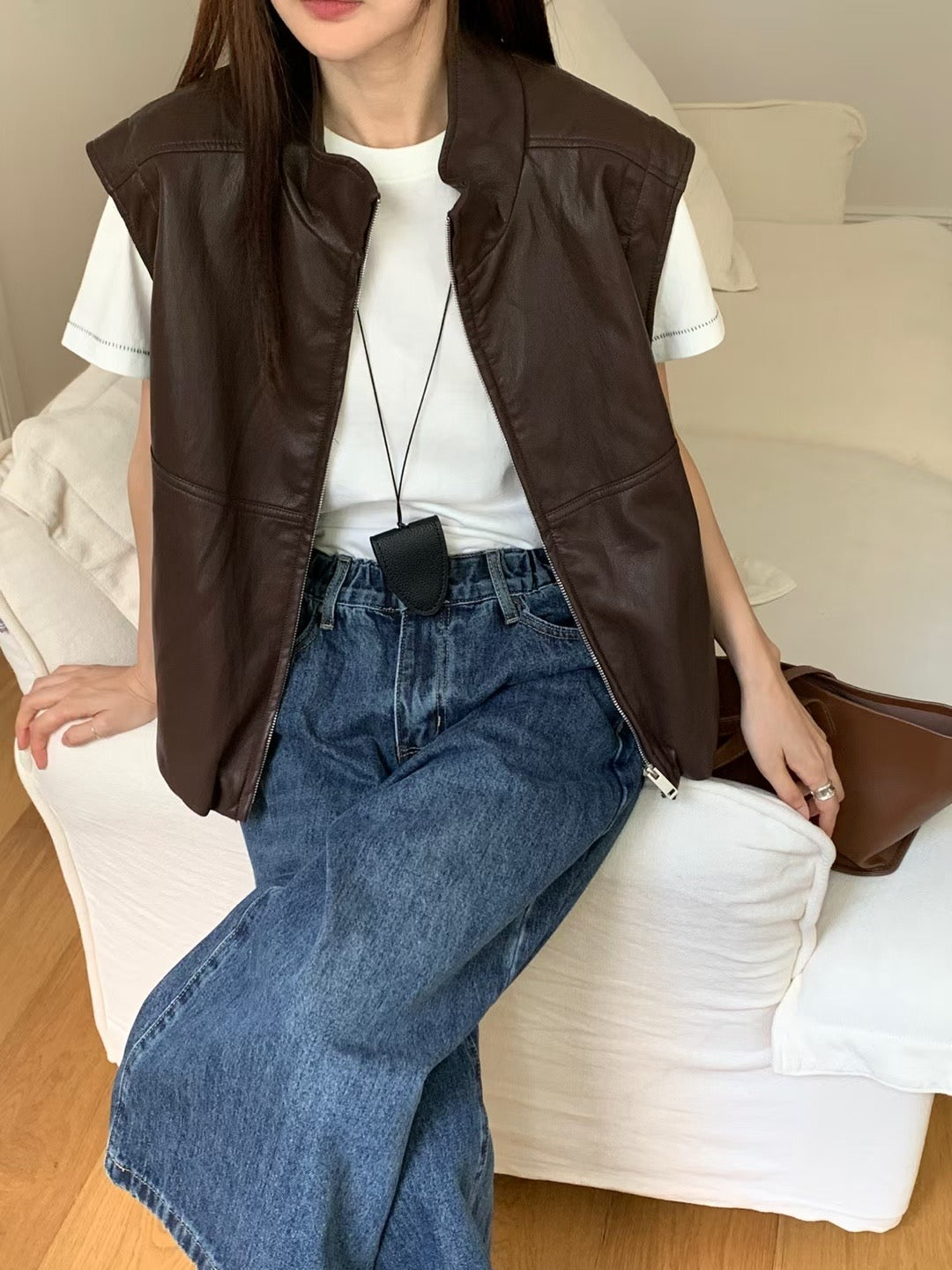Trendy Faux-Leather Vest Convertible Zip Jacket 可拆袖仿皮拉鍊外套
