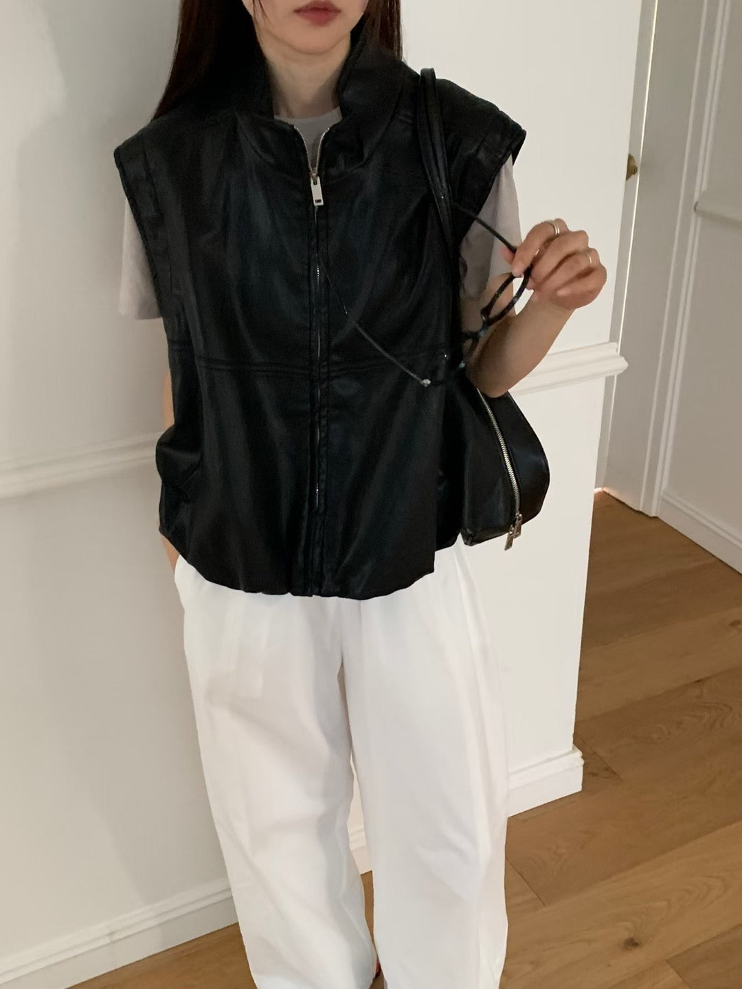 Trendy Faux-Leather Vest Convertible Zip Jacket 可拆袖仿皮拉鍊外套