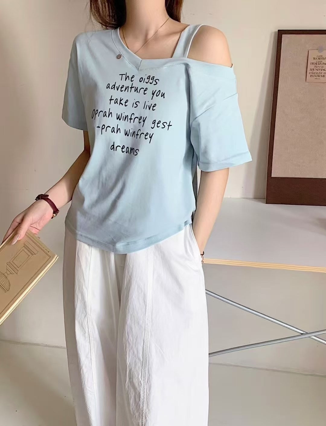 Strap Quote Tee – Off-Shoulder Mood
