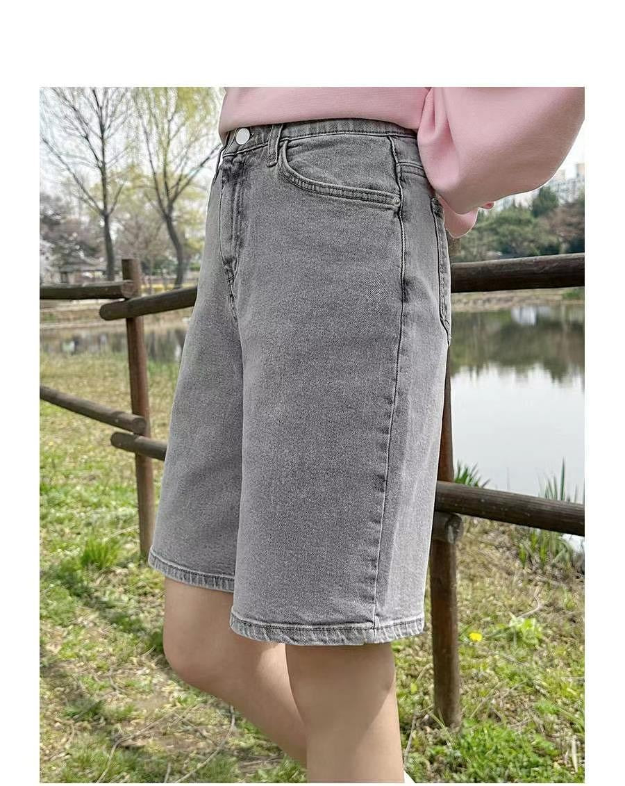 水洗高腰五分牛仔褲 👖 Washed High-Waist Denim Bermudas