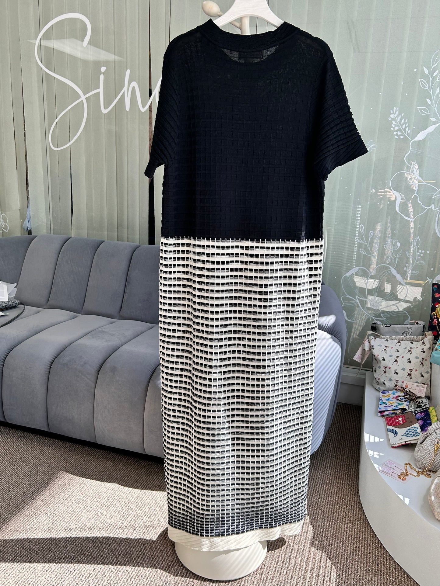 5 June Live A15 Elegant Onepiece