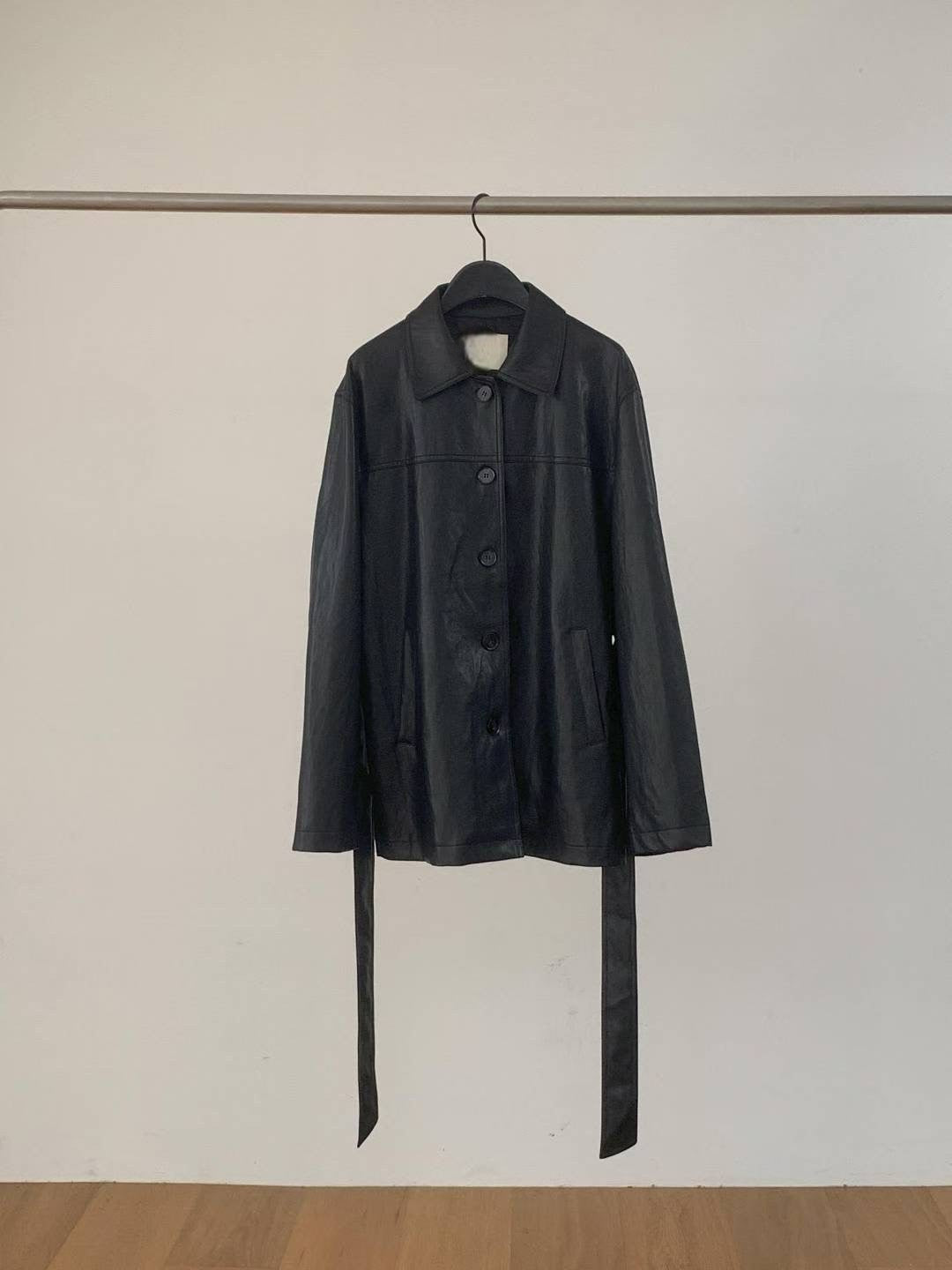 Classic Belted Faux Leather Jacket 經典綁帶仿皮外套
