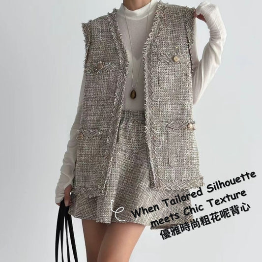 When Tailored Silhouette meets Chic Texture 優雅時尚粗花呢背心