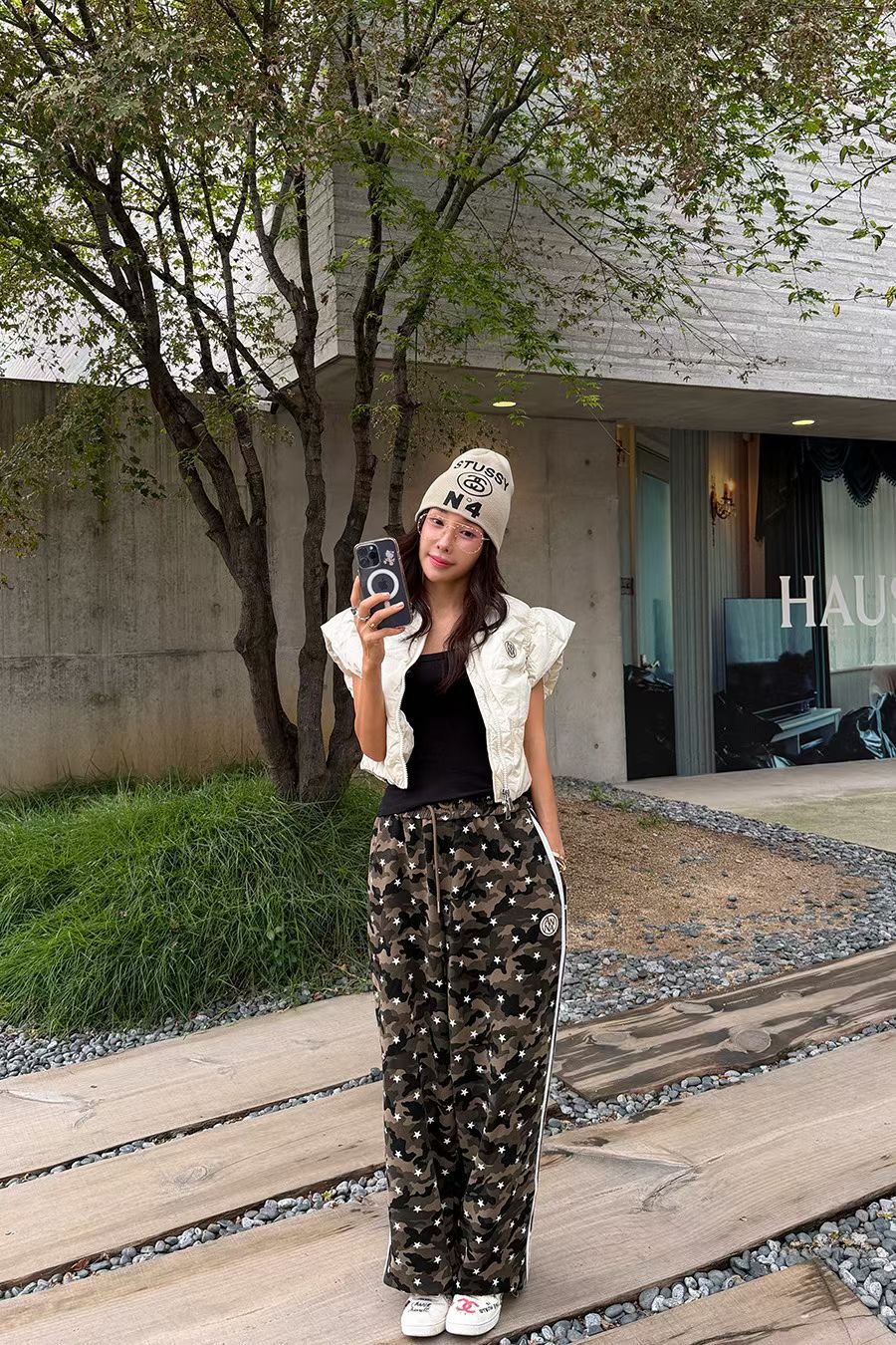 ✨【Ruffle Sleeve Padded Vest · 蓬蓬荷葉袖羽絨背心】✨

🔥 東大門潮款 · Anna 系列 🔥