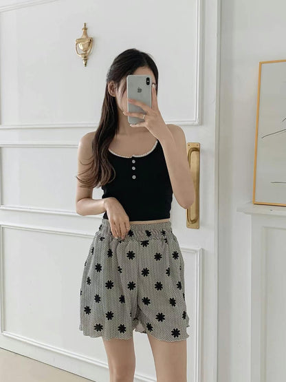 Summer Must-Have: Versatile Shorts 夏日必備百搭短褲