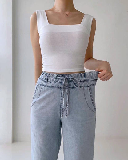 直身闊腳薄滑牛仔褲😍 
Loose straight denim