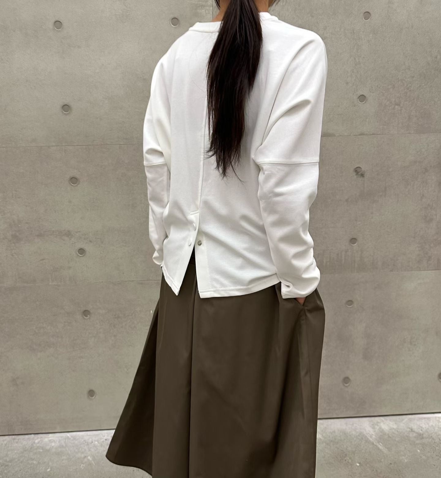 ✨【25FW Button-Back Long Sleeve Tee · 後排鈕扣長袖上衣】✨