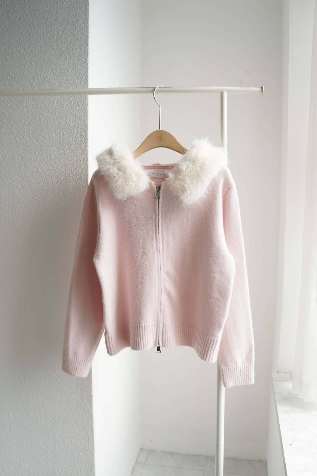 Fur Collar Knit Zip Cardigan · 毛領針織拉鍊外套