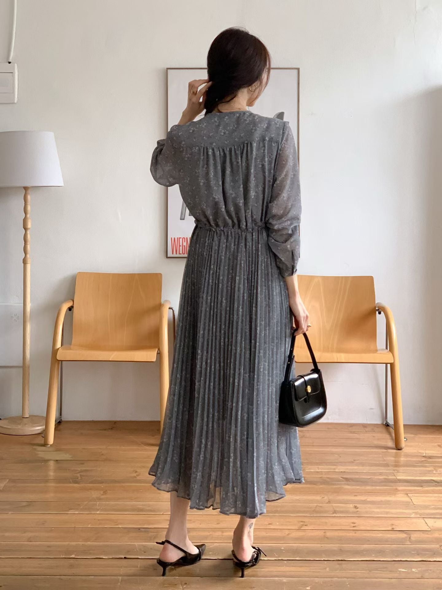 ✨【Floral Pleated Long Dress · 碎花雪紡百摺長裙】✨