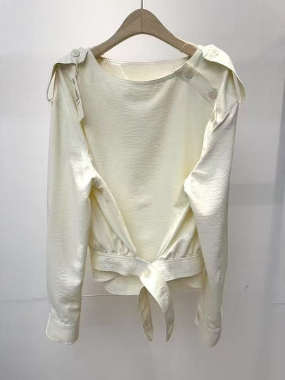 Tencel feel crew neck blouse