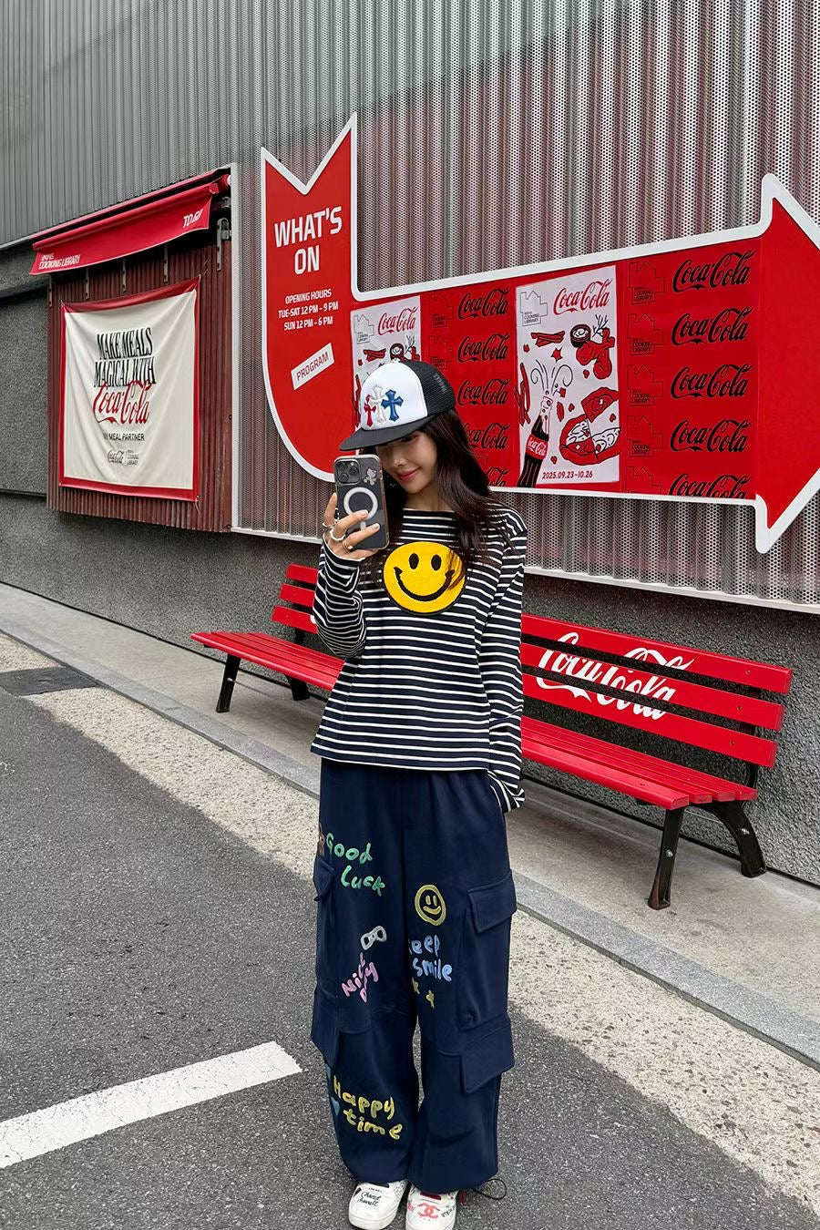 ✨【Happy Time Jogger Pants · 手寫風口袋棉褲】✨

🌈 東大門潮款 · Anna 系列