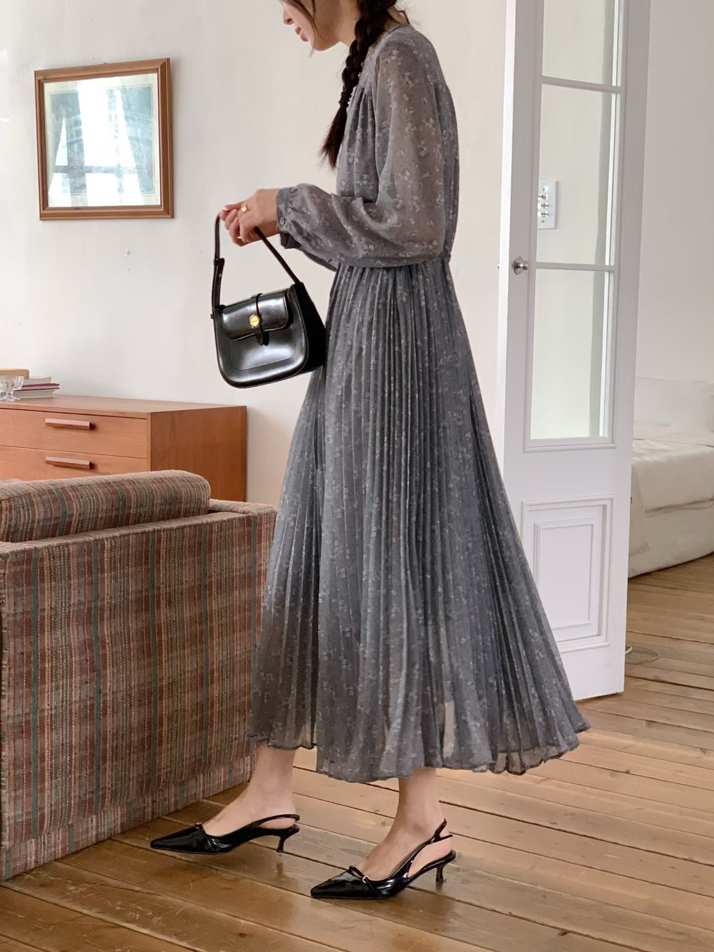 ✨【Floral Pleated Long Dress · 碎花雪紡百摺長裙】✨