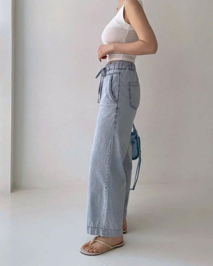 直身闊腳薄滑牛仔褲😍 
Loose straight denim
