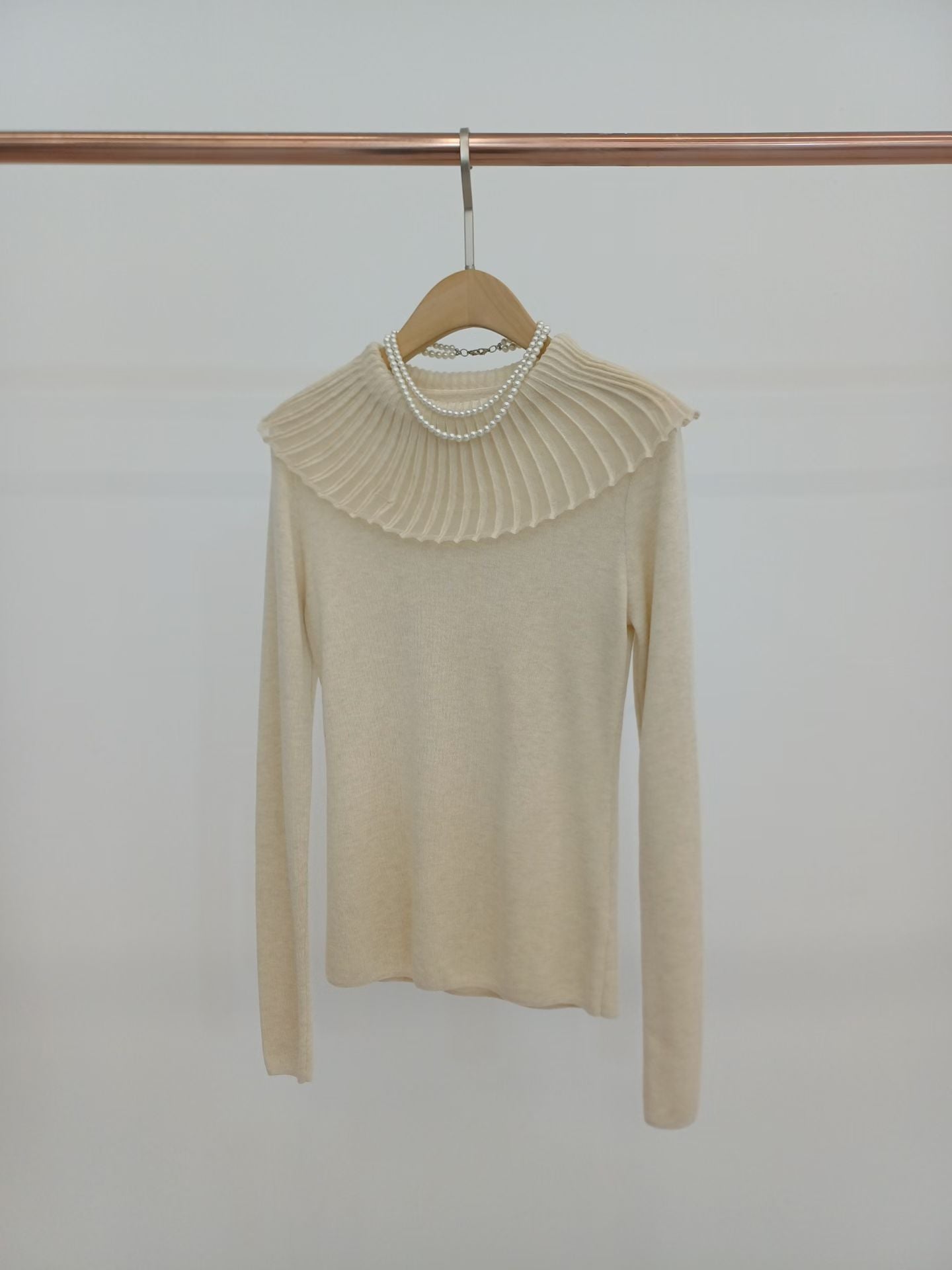 Pleated Collar Knit Top