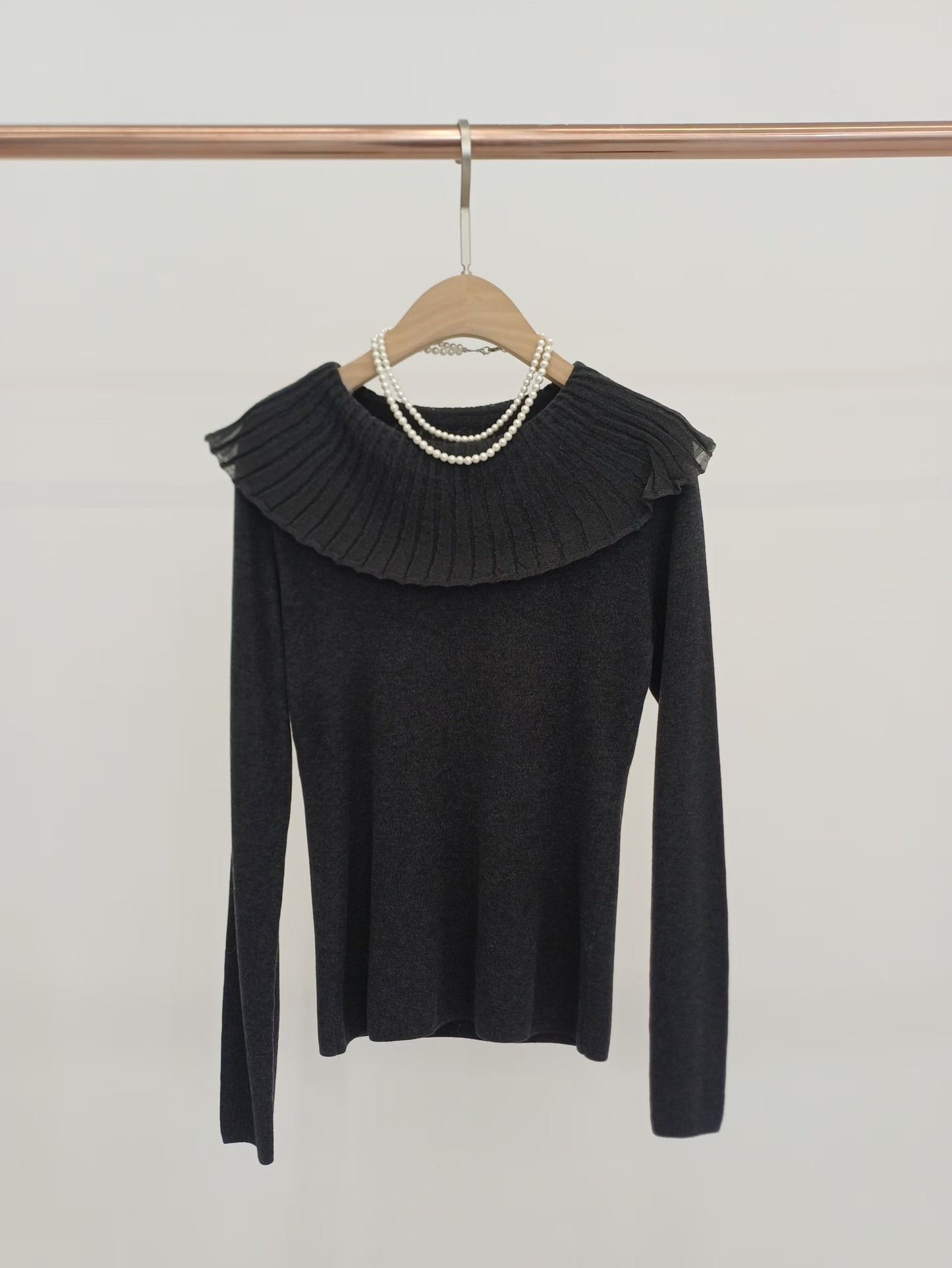 Pleated Collar Knit Top