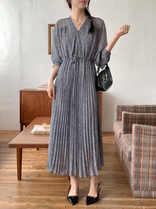 ✨【Floral Pleated Long Dress · 碎花雪紡百摺長裙】✨