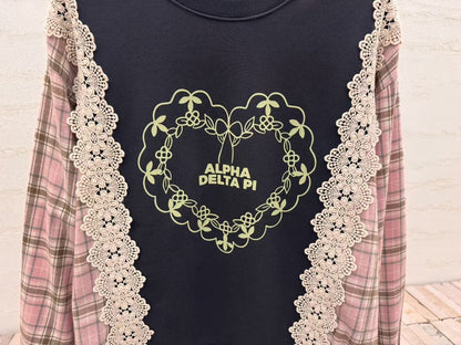 ✨【Lace Patchwork Sweatshirt · 拼布蕾絲衛衣】✨