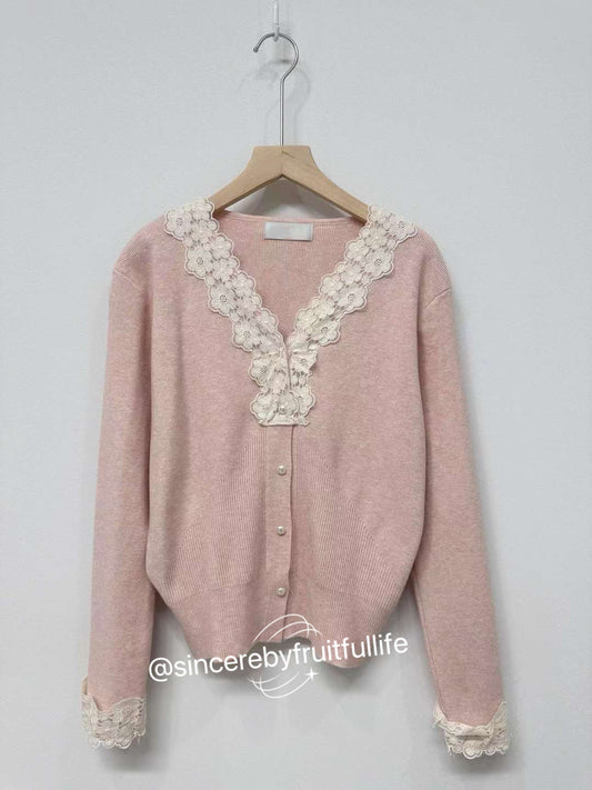 ✨ Lace Trim Knit Cardigan｜蕾絲拼接針織外套