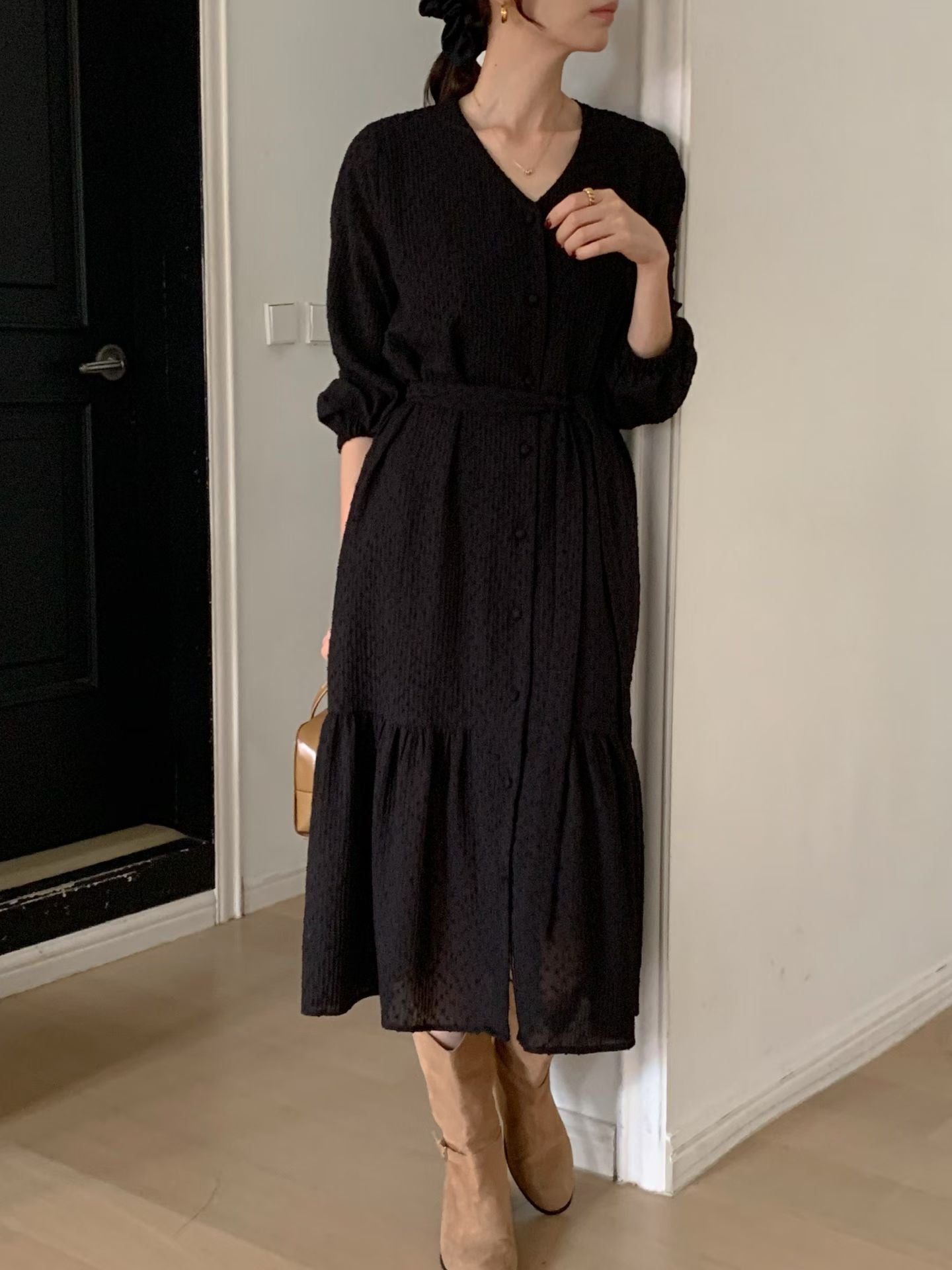 💫【Soft Texture Button Midi Dress · 柔感壓紋鈕扣中長裙】💫