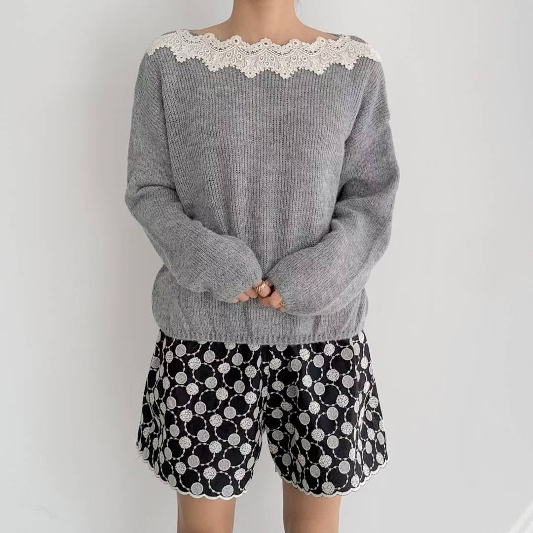 ✨【Lace Accent Knit Top · 蕾絲領針織上衣】✨