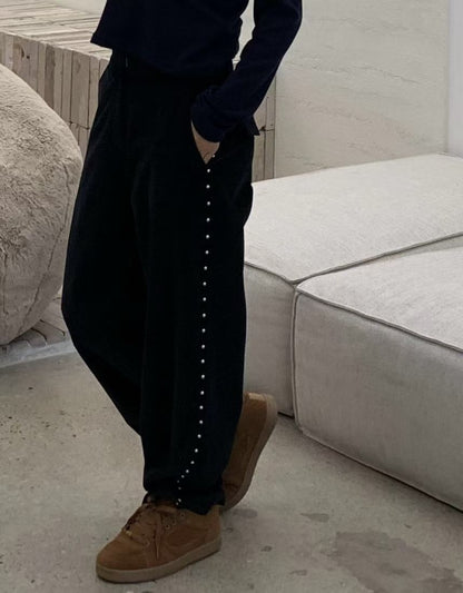 ✨【Stud Line Wide Pants · 窩釘裝飾闊腳褲】✨