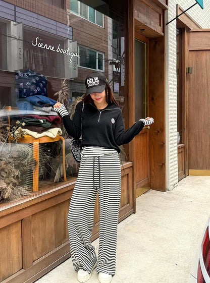 【Stripe Knit Zip Pullover & Pants Set · 韓系條紋拉鍊上衣套裝】✨

🔥 東大門潮款 · Anna 系列