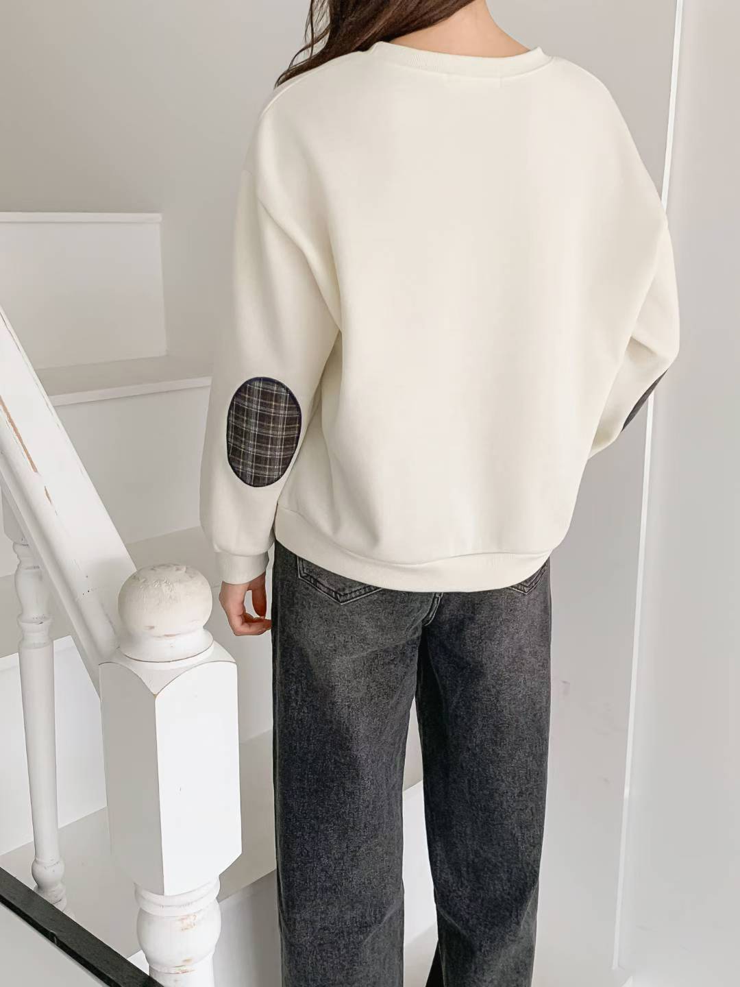 🩶【MU Elbow Patch Sweatshirt · 拼布手肘衛衣】🩶