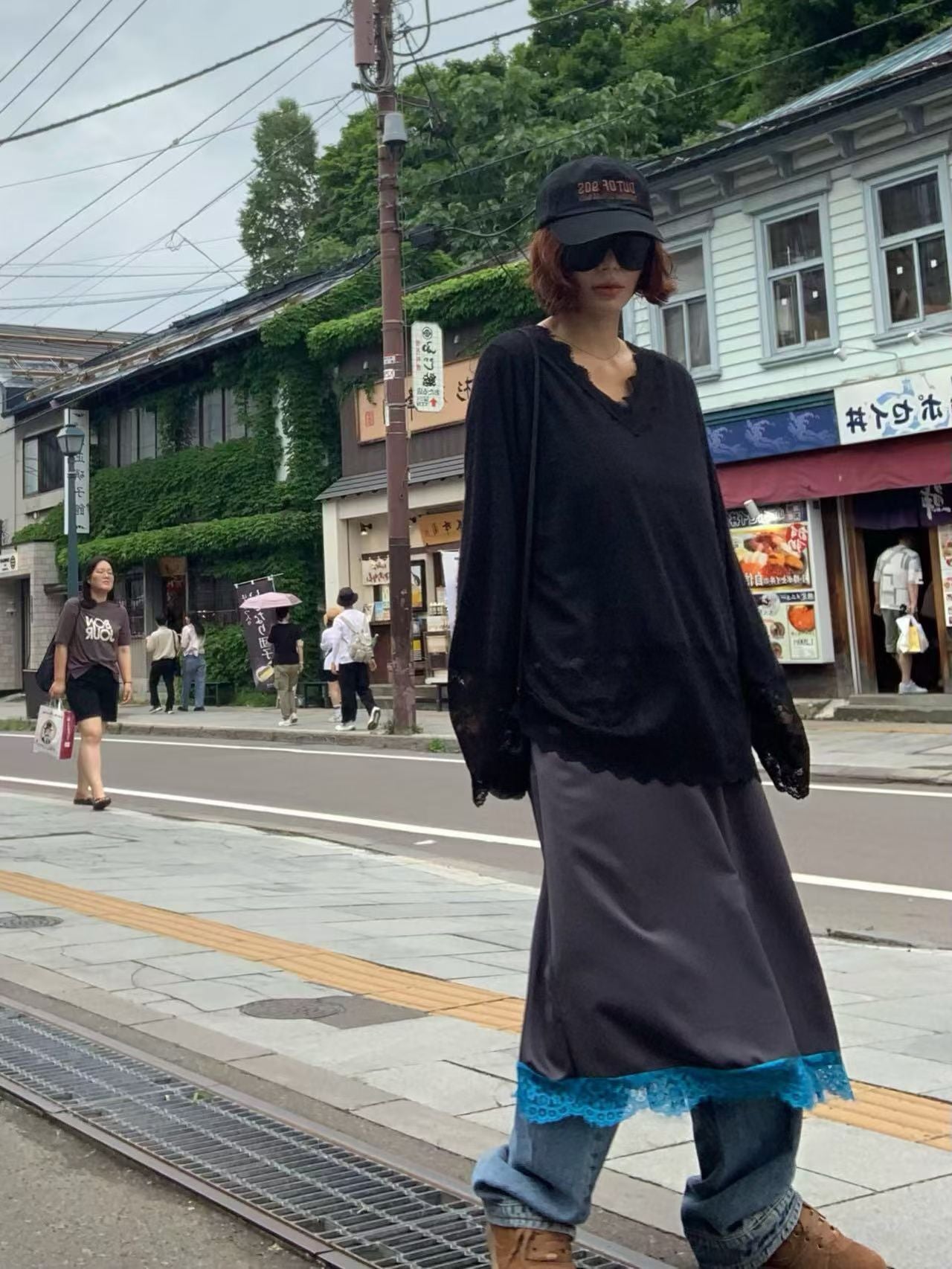 🌿【Paris Match Lace Knit Top · 法式蕾絲V領上衣】🌿