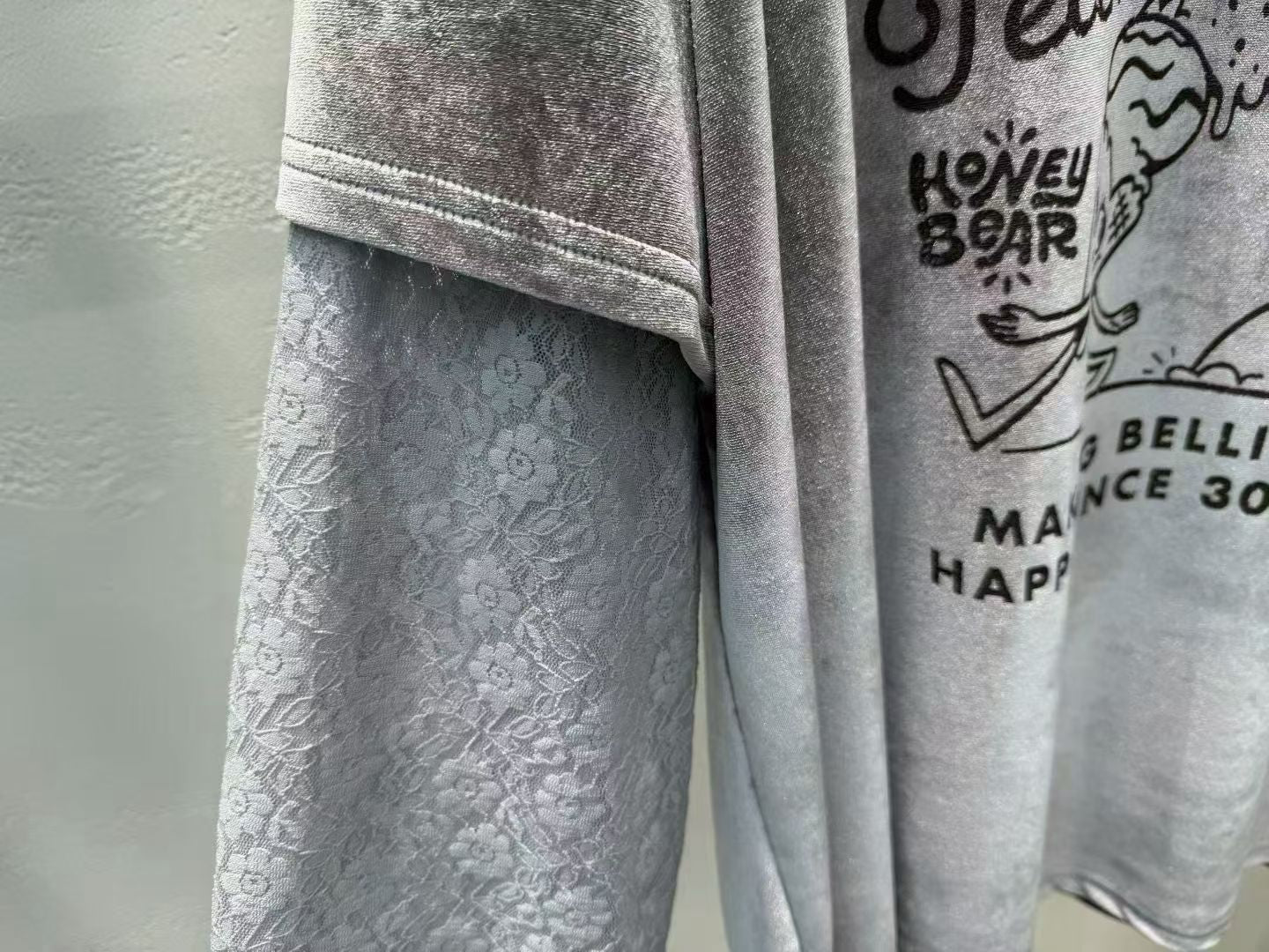 🍨【Scoop Team Velour Lace Tee · 絲絨拼蕾絲上衣】🍪