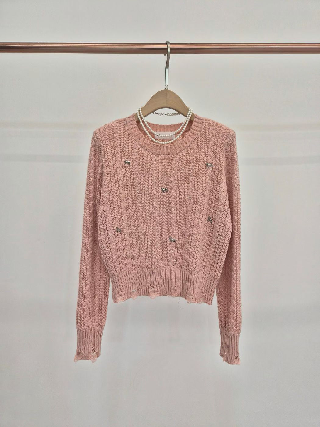 🩷🩵 Textured Knit Jewel Detail Top