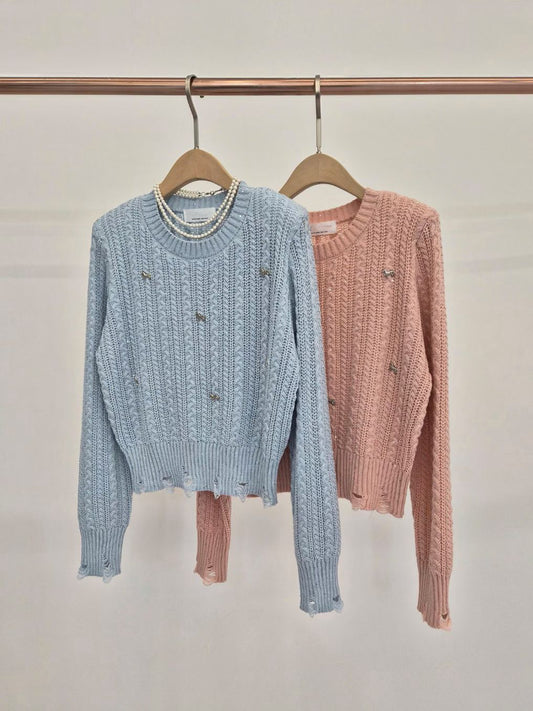 🩷🩵 Textured Knit Jewel Detail Top