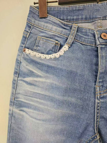 👖Lace Trim 9/10 Half Skinny Denim
