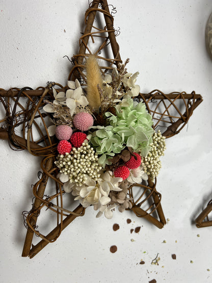Christmas Mini Wreath workshop * Available in November