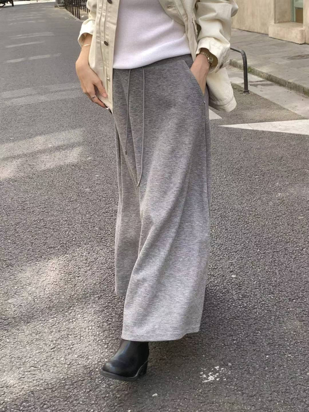Soft A-Line Dress with Elastic Waist 彈性腰圍柔垂A-line 裙
